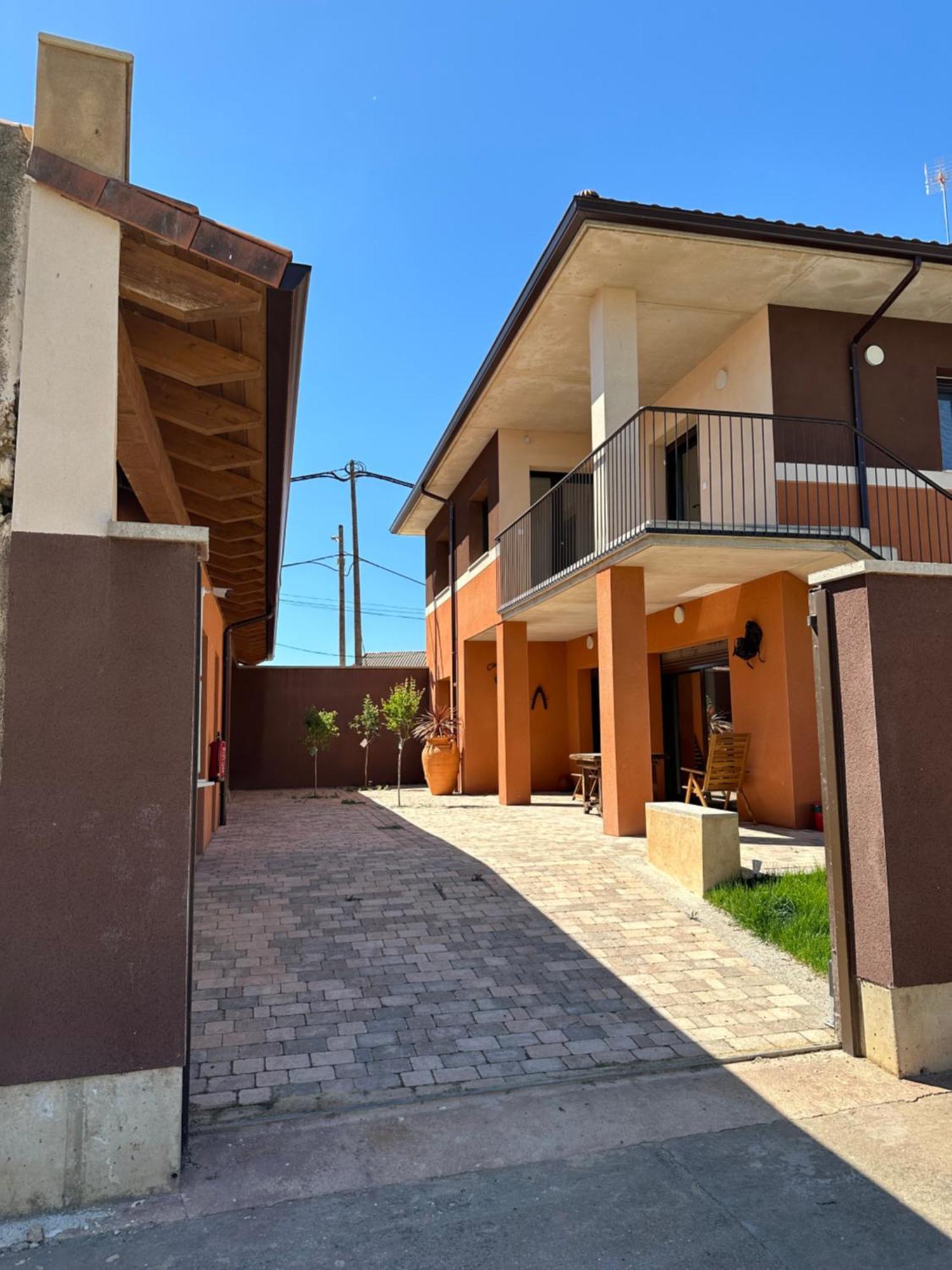 Casa Abuela Angela Guest House Granja de Moreruela Ngoại thất bức ảnh